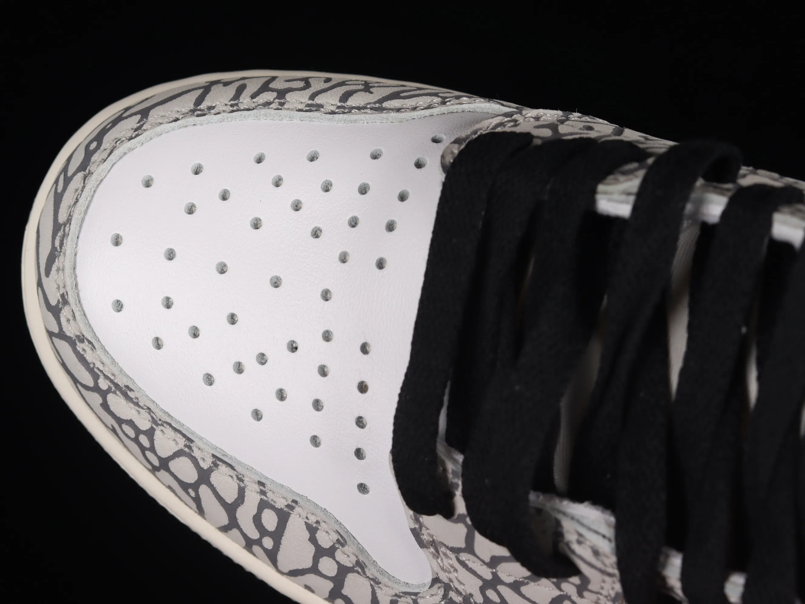 All categories Air Jordan Jordan series basketball shoes Air Jordan 1 High Air Jordan 1 High OG "White Cement" AJ1 Joe 1 elephant pattern high-top basketball shoes DZ5485-052